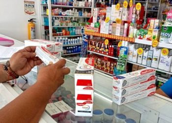 Secretaría de Salud de La Guajira realiza controles y seguimiento al cese de comercialización de crema dental Colgate Total Cleant Mint