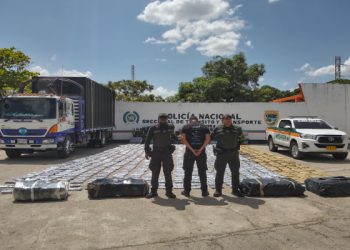 La Policía Nacional incauta cargamento de casi dos toneladas y media de marihuana avaluado y captura a un hombre en zona rural de Hatonuevo