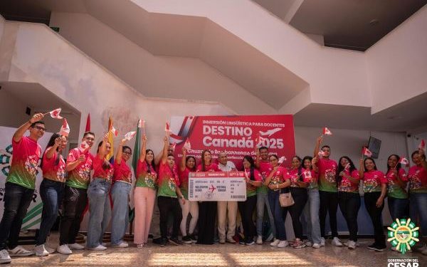 Gobernación del Cesar puso en marcha el ‘vuelo’ de 50 docentes hacia Canadá, para reforzar sus competencias en inglés
