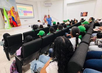 Bienestar Familiar capacita a más de 100 profesionales en La Guajira para fortalecer la atención y prevención de la desnutrición