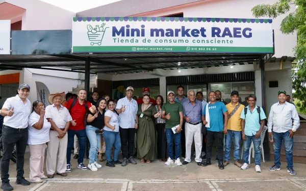 Gobernación de La Guajira inaugura en Barrancas la primera tienda de productos locales en alianza con la Asociación de Emprendedores