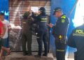 En controles de la Policía, fueron cerrados más de 20 locales en el mercado nuevo de Riohacha