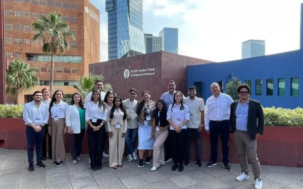 Estudiantes de UNIMAGDALENA llevan sus ideas de negocio a México