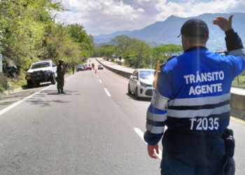 Más de 3,3 millones de vehículos transitaron por Cundinamarca durante la Semana de Receso, reporta el gobernador Jorge Rey