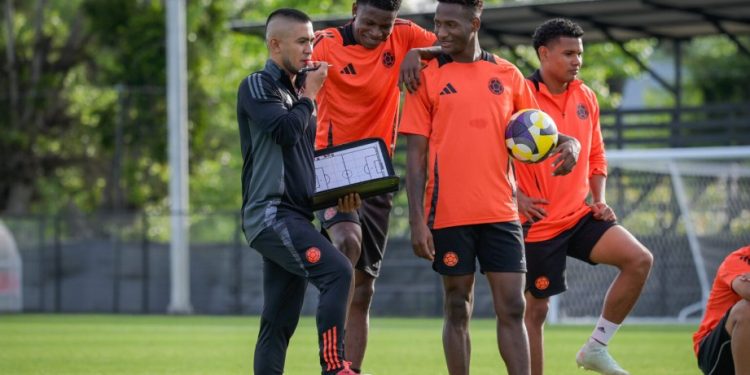 La Selección Colombia Sub-20 continúa su preparación en Talca rumbo a los cuartos de final