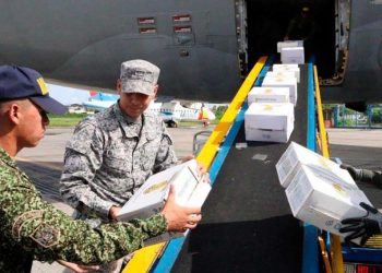 Gobierno envía 22 toneladas de ayuda humanitaria a San Andrés por tormenta tropical Melissa