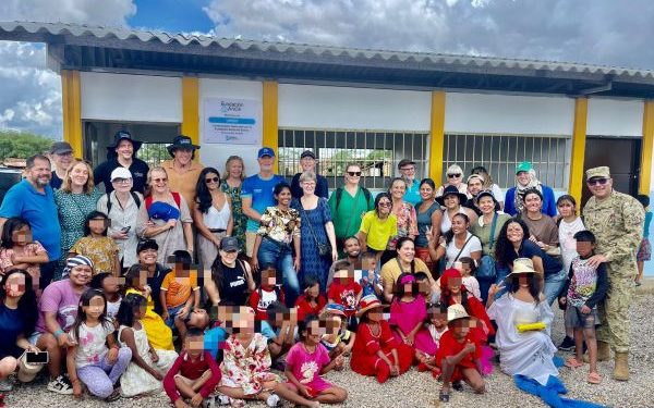 La Fundación Ancla y el Ejército Nacional entregaron espacios educativos a comunidad indígena wayuu en Uribia, La Guajira