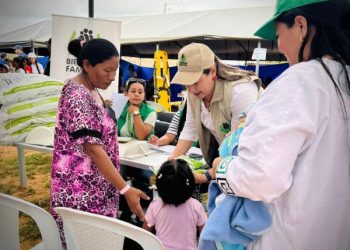 Familias wayuu del Esperanza en Uribia recibieron protección y nutrición por parte de Bienestar Familiar
