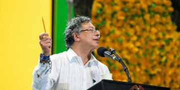 ‘A nombre del Estado, sin que el Estado esté aquí, le pido perdón a la Unión Patriótica porque este Estado fue corresponsable del genocidio político’: presidente Petro