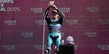 David Alonso, tercer podio consecutivo en el Moto2