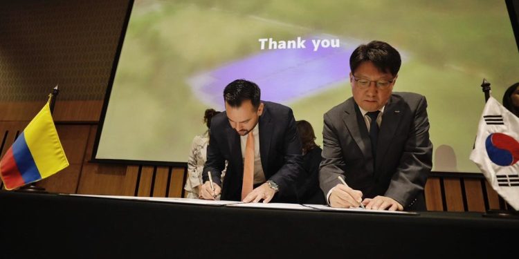 Gobierno Nacional y Gobierno Coreano inauguran primera Comunidad Energética con Firmantes de Paz en La Guajira