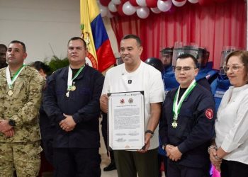 La Guajira recibió acta como territorio libre de sospecha de contaminación por minas antipersonal