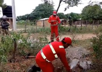 Veolia Aguas de La Guajira Combate el Fraude Hídrico: Desconectadas 26 Acometidas Ilegales para Mejorar el Suministro en Barrancas