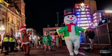 13 comparsas recorrieron las calles de Tunja en el primer desfile del Aguinaldo Boyacense