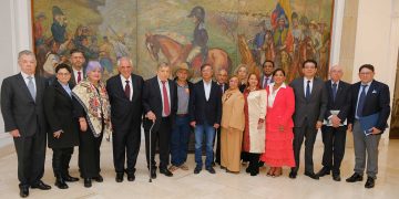 Presidente Petro fijó su postura internacional de diálogo, cooperación y consensos tras reunión con la Comisión Asesora de Relaciones Exteriores