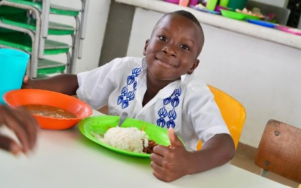 PAE da un giro: más atención a la primera infancia, zonas rurales y alimentos preparados con enfoque local