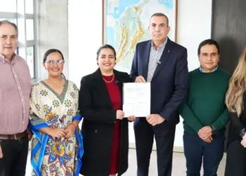 Corpoguajira firmó convenio con el Ideam para enfrentar los retos climáticos de La Guajira