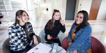 El ICETEX y la Universidad Internacional de La Rioja (UNIR) abren convocatoria de becas de hasta el 100 % para maestrías virtuales