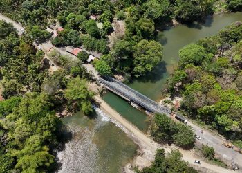 Gobierno nacional restablece movilidad entre  Magdalena y La Guajira: puente militar entra en operación