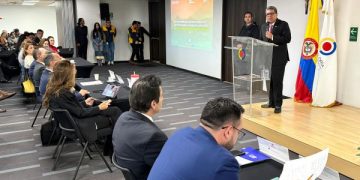 Contraloría General alerta sobre riesgo de racionamientos y aumento de precios por debilidades en almacenamiento, abastecimiento de hidrocarburos y energía eléctrica en el país