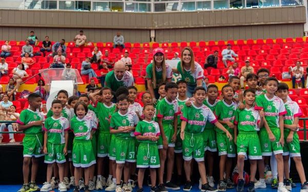 600 niños del Cesar reciben uniformes y fortalecen su proceso en las Escuelas de Formación Deportiva