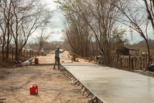 Invías acelera el desarrollo rural en La Guajira: la vía Barrancas-Sierra Azul ya reporta un 89,5% de ejecución