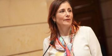 Defensoría del Pueblo desmiente a la candidata presidencial Paloma Valencia