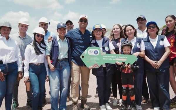 Gobernador Aguilar llevó la llave del desarrollo a Villanueva con obras que ya empiezan a transformar el municipio